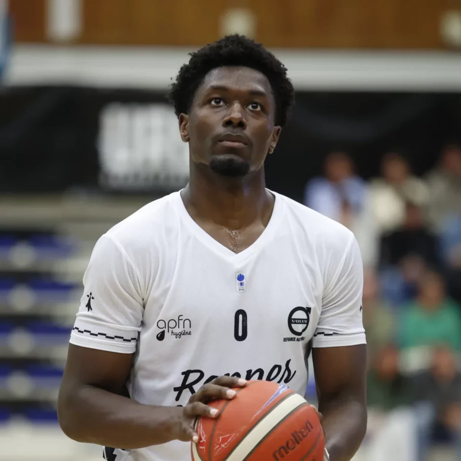 Portrait d'Hugo Kamdem.