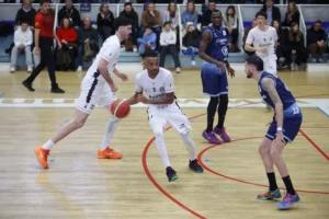 L'URB boucle la première phase par un succès à Chartres.